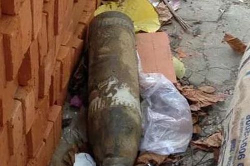 Lấy búa đập đầu đạn, người đàn ông bị đạn nổ tử vong
