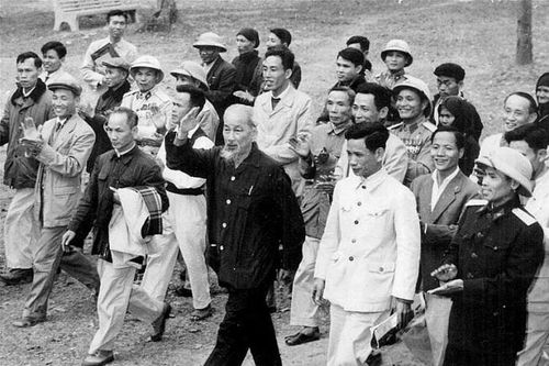 'Không có đạo đức thì tài giỏi mấy cũng không lãnh đạo được...'