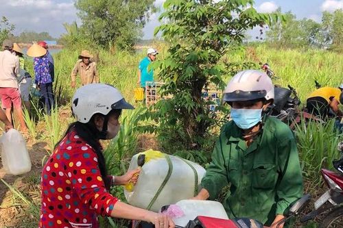 Hơn 3,6 triệu lít nước ngọt từ TPHCM tiếp sức người dân vùng hạn mặn