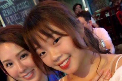 Nghệ sĩ Việt 'nhấp nhổm' lo cho con đang du học nước ngoài