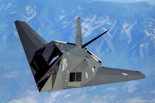 Mỹ bí mật gọi tái ngũ máy bay tàng hình F-117 Nighthawk?