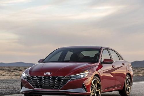 Hyundai Elantra 2021 'lột xác' với công nghệ mới