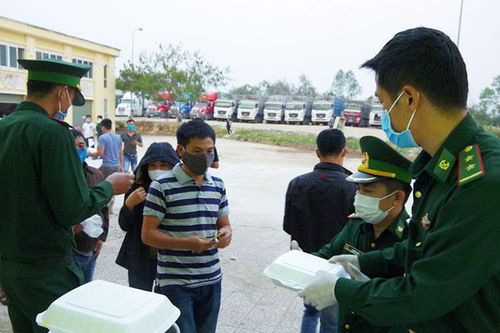 'Lá chắn' trên tuyến đầu phòng, chống dịch