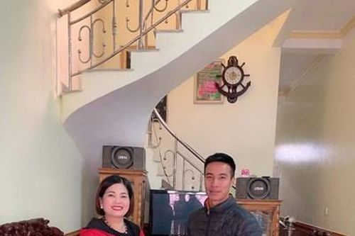 Cán bộ khu phố không tham của rơi