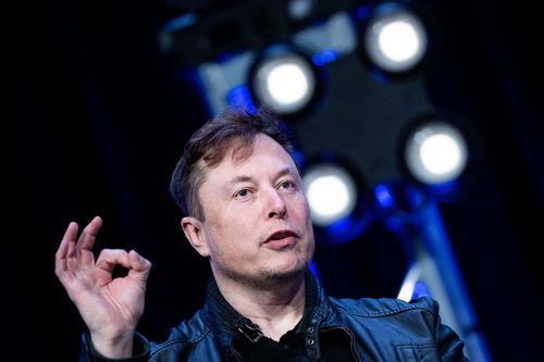 Máy thở của Elon Musk không cứu được bệnh nhân Covid-19, gây hại thêm