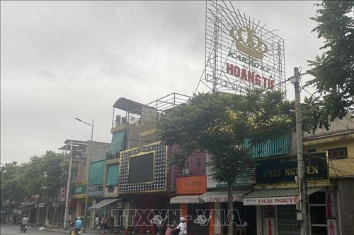 Tước giấy phép quán karaoke vi phạm chỉ thị về cách ly xã hội