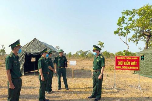 Chống dịch trên biên giới Gia Lai