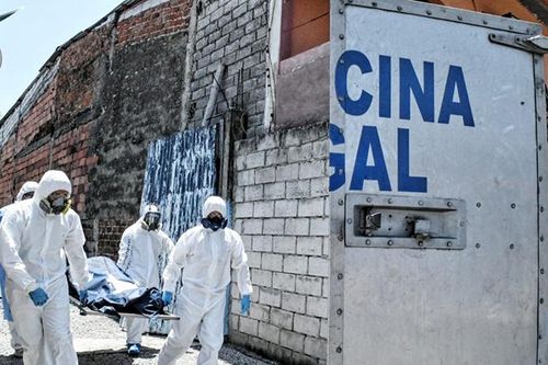 Ecuador: Thi thể bệnh nhân Covid-19 la liệt ngoài đường, không thể đổ lỗi cho tự nhiên