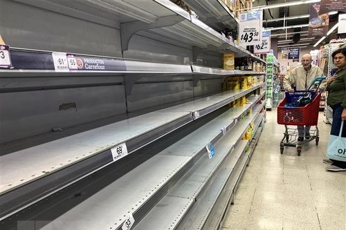 S&P hạ bậc tín nhiệm của Argentina xuống mức 'vỡ nợ một phần'