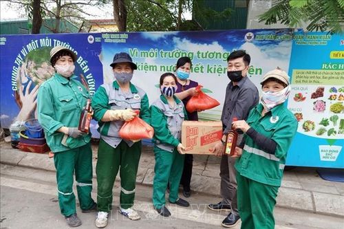 Tổ chức công đoàn Thủ đô hỗ trợ hơn 50.000 công nhân lao động bị ảnh hưởng do dịch COVID-19