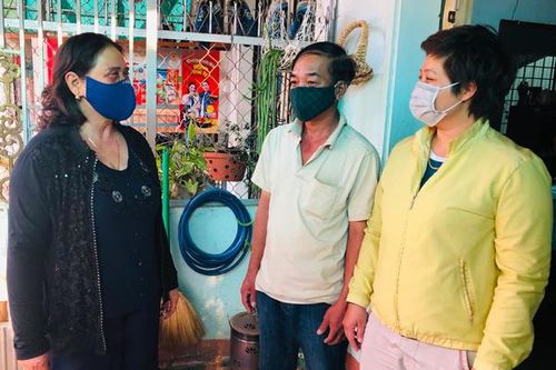 Tình người nơi nhà trọ