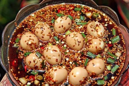 Khám phá ngay công thức món trứng ngâm tương 'quốc dân' càng ăn càng ngon