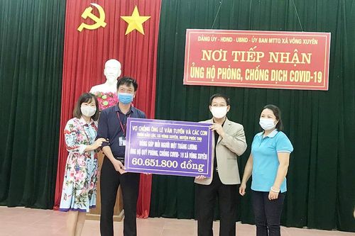 'Tấm lòng vàng' của gia đình ủng hộ hơn 60 triệu đồng chống dịch