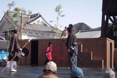 Khám phá bí ẩn bên trong những ngôi nhà của các ninja
