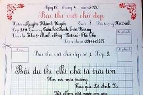 Hơn 2.800 bài dự thi Viết chữ đẹp 'Nét chữ từ trái tim' của thiếu nhi thành phố Việt Trì