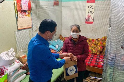 Thanh niên Hà Nội hỗ trợ 8.000 suất ăn nghĩa tình mỗi ngày