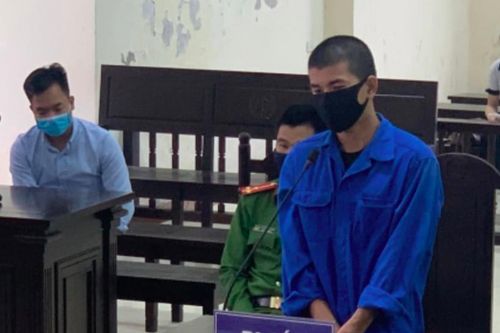 9X lĩnh án 8 năm tù vì lừa bán khẩu trang y tế để đoạt tiền