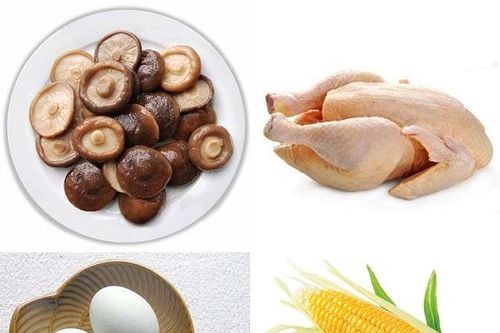 Nấu súp gà thơm ngon bổ dưỡng, tăng sức đề kháng cho cơ thể