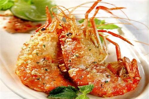 Học ngay cách làm tôm rang muối tiêu đậm đà, hao cơm