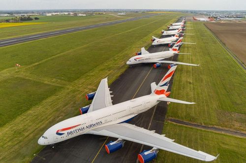 Ngắc ngoải vì dịch Covid-19, Boeing và Airbus dính thêm đòn giá dầu