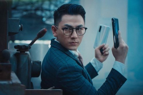 'Điệp viên' Isaac tung vũ khí đặc biệt trong phim ngắn