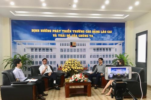 Trường Cao đẳng Lào Cai tổ chức đối thoại trực tuyến