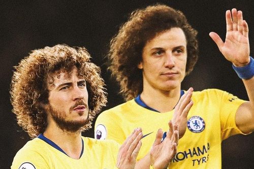 Hài hước hình ảnh đồng đội 'cấy' mái tóc xù của David Luiz