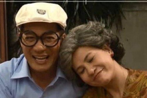 Cát Phượng chia sẻ kỷ niệm từng ngủ chung với Lý Hải, làm mất xe của Minh Nhí