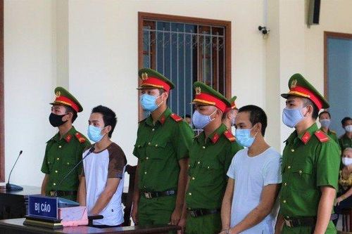 Anh bị tử hình, em đi tù chung thân vì vô cớ đâm đại úy công an tử vong