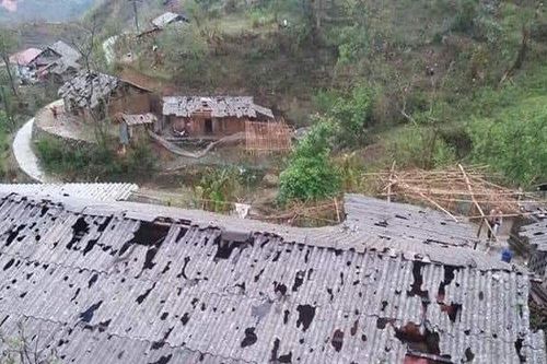 Tin mới nhất về hậu quả do mưa đá, dông lốc dị thường ở miền núi phía Bắc
