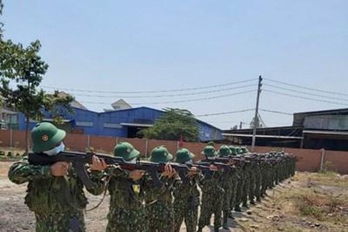 Chủ động phòng dịch kết hợp với chia nhỏ, tập nhiều