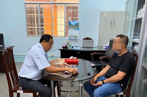 Bị phạt 7,5 triệu đồng vì đăng tin 'cách ly xã hội đến hết ngày 30/4'