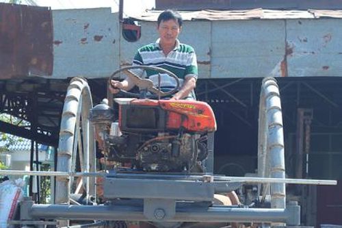Nông dân lớp 9 chế tạo máy 3 trong 1