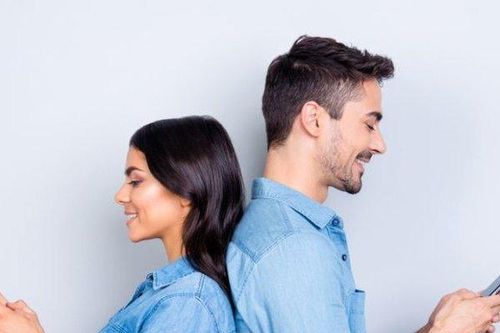 Nắm bắt tính cách đối phương thông qua các ứng dụng trên điện thoại di động