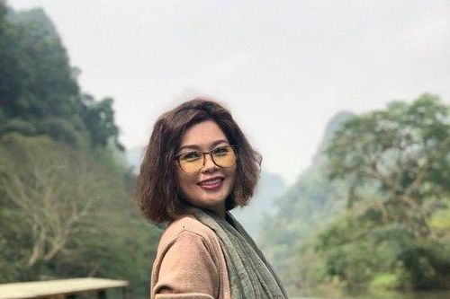 Thanh Tú 'cháo lòng': 'Tỉnh dậy sau cơn say, tôi nghĩ mình phải sống khác''