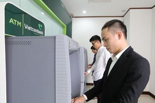 Cần giảm phí để hỗ trợ người sử dụng