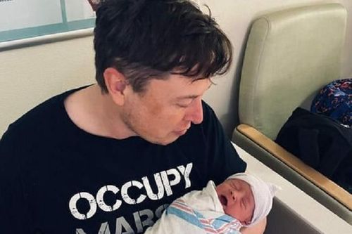 Dân mạng vắt óc lý giải cái tên kỳ lạ của con trai tỷ phú Elon Musk