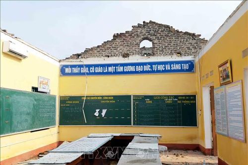 Khẩn trương hỗ trợ người dân tại 10 tỉnh khắc phục thiệt hại do mưa dông, lốc, sét