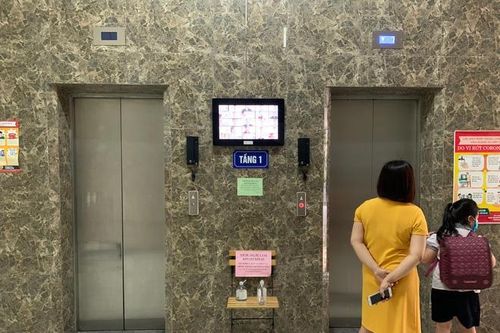Chung cư 12 tầng dùng chung 1 thang máy hết hạn kiểm định