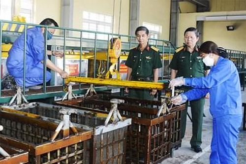 Chủ động sáng tạo, vượt khó, làm chủ vũ khí trang bị kỹ thuật