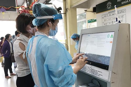 Không để bệnh nhân chờ lâu khi đi khám bệnh