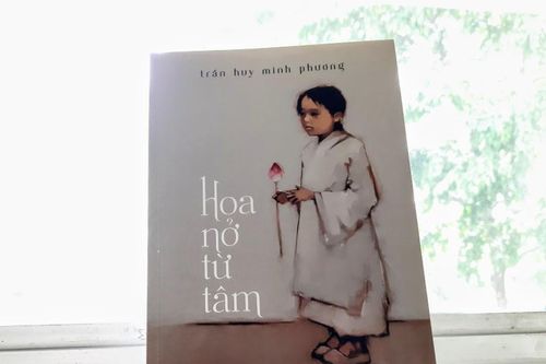 Đọc sách : Hoa nở từ Tâm
