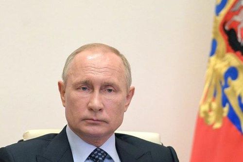Tổng thống Trump vừa khoe 'siêu tên lửa', ông Putin đã có lời đáp trả thâm thúy