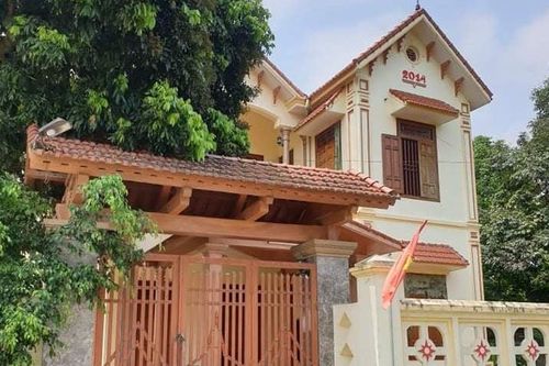 'Có sự tắc trách khi để hộ khá giả lọt diện cận nghèo'