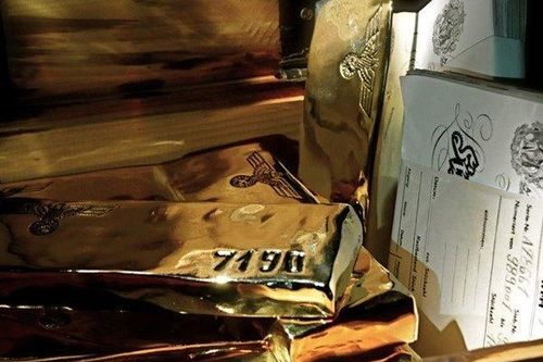 Manh mối mới về kho báu khổng lồ đầy vàng ròng dưới đáy hồ