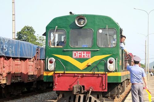 Tàu ngừng chạy, nhiều công nhân đường sắt mất việc làm