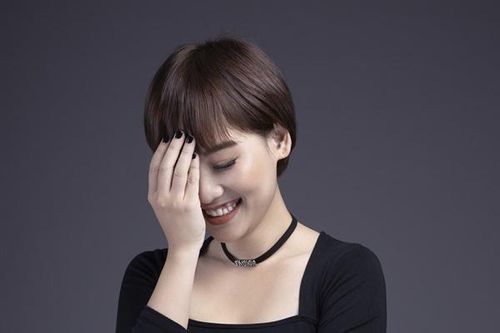 Đừng chọn 1 người đàn ông hiền lành, trừ phi phụ nữ muốn cân cả thế giới