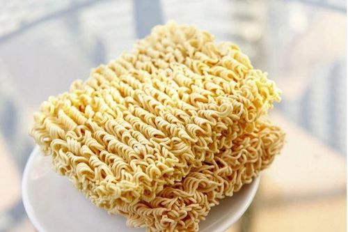 Nếu vẫn ăn mỳ tôm theo những cách này bạn phải bỏ gấp kẻo nguy hiểm đến tính mạng