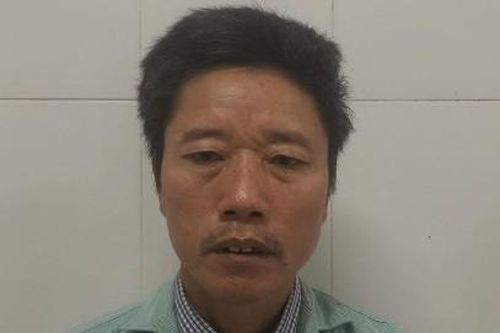 Nữ chủ nhà bị bạn thân dùng kéo đâm hút chết