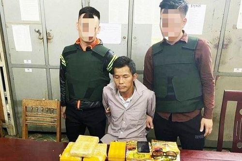 Nghệ An: Bắt một 'đầu nậu', thu giữ lượng ma túy lớn